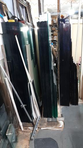 عکس شیشه آینه 196