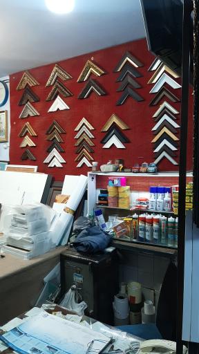 عکس شیشه آینه 196