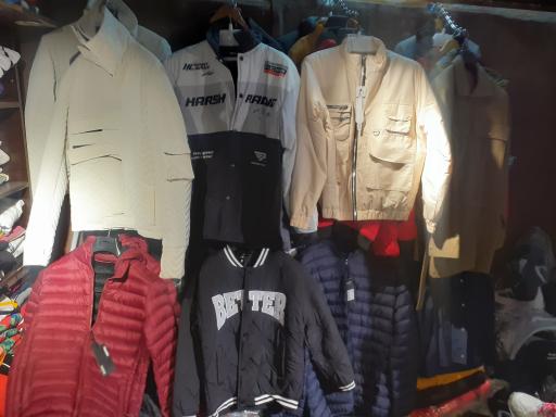 عکس بوتیک ورساچه محمودآباد 