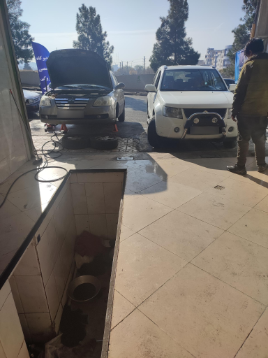 عکس تعمیرگاه تخصصی سوزوکی