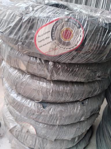 عکس رنگ و ابزار فرزاد 