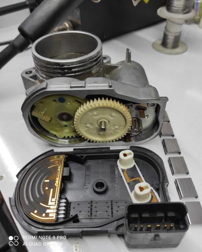 عکس تست موتور و باطریسازی شتاب