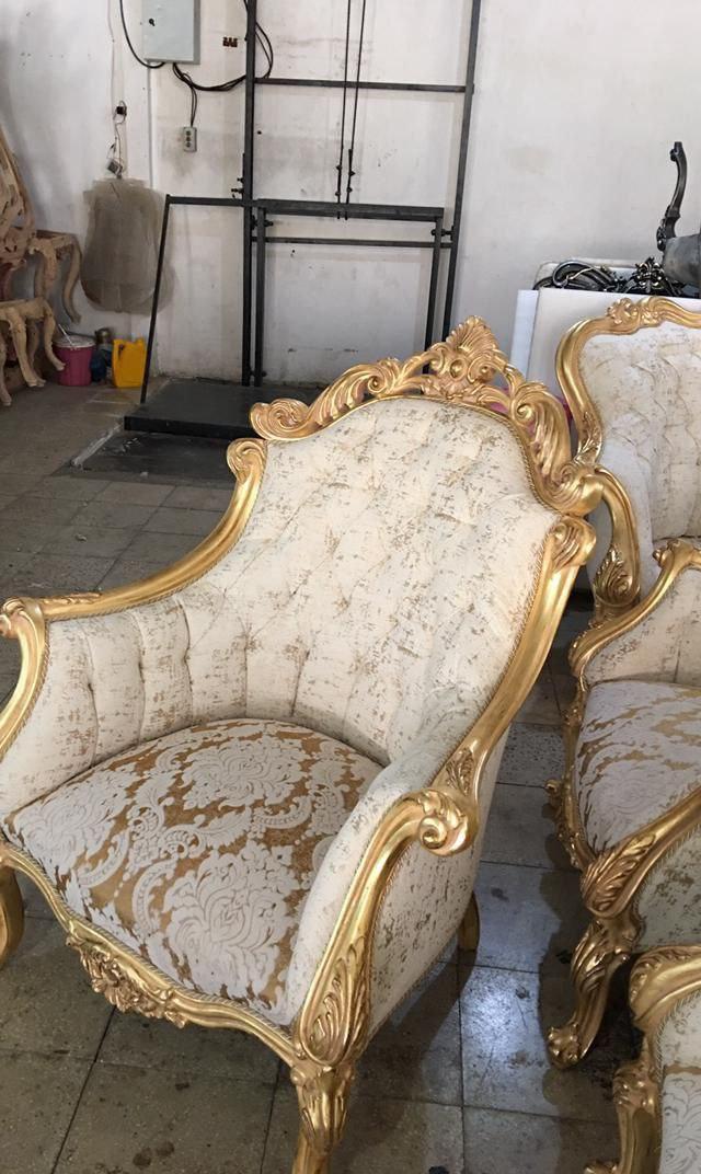 عکس بازار بزرگ مبل هنگام