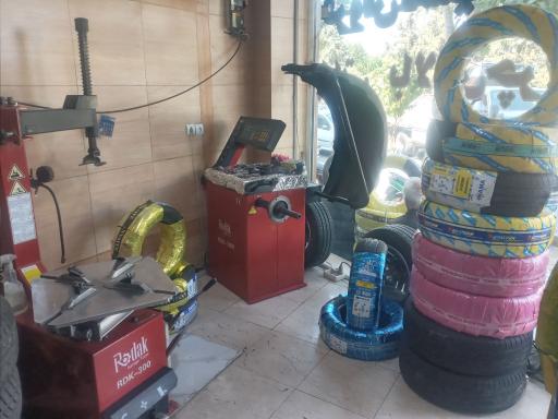 عکس رینگ لاستیک سپاهان