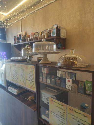 عکس کافه ققنوس