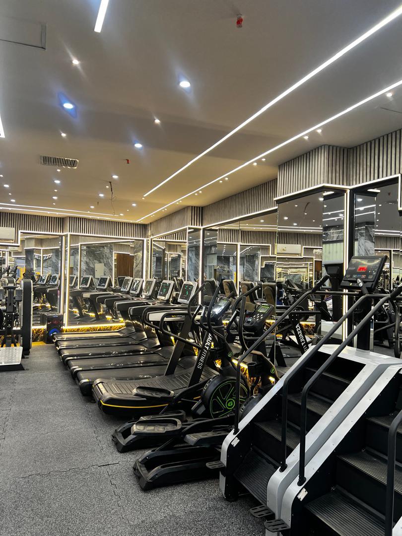 عکس باشگاه بدنسازی روئین تنان