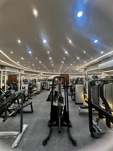 عکس باشگاه بدنسازی روئین تنان