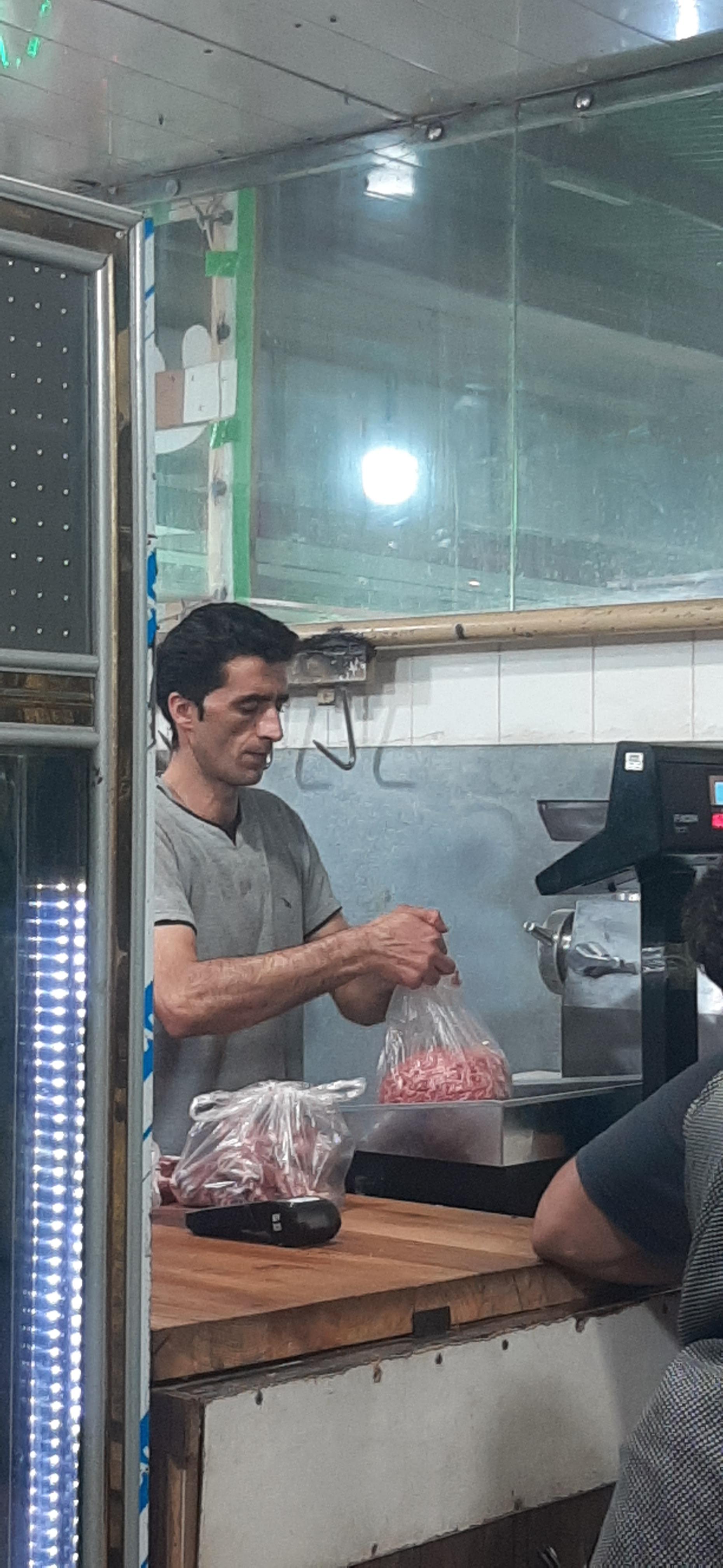عکس سوپر گوشت برادران کیانی