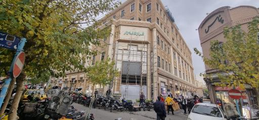 عکس مجتمع تجاری اداری فراز لاله زار