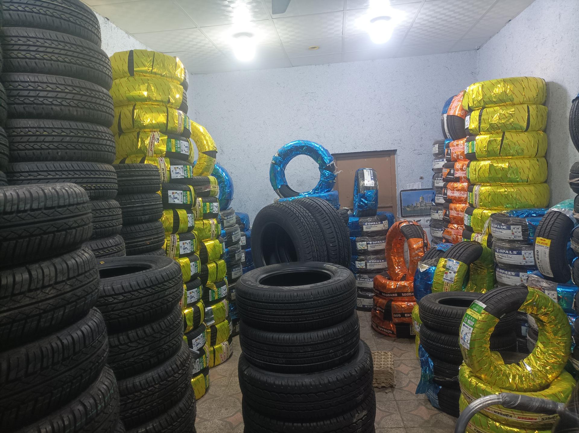 عکس لاستیک و باطری فروشی عمران