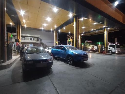 عکس پمپ بنزین رسام (کهنه سرا)