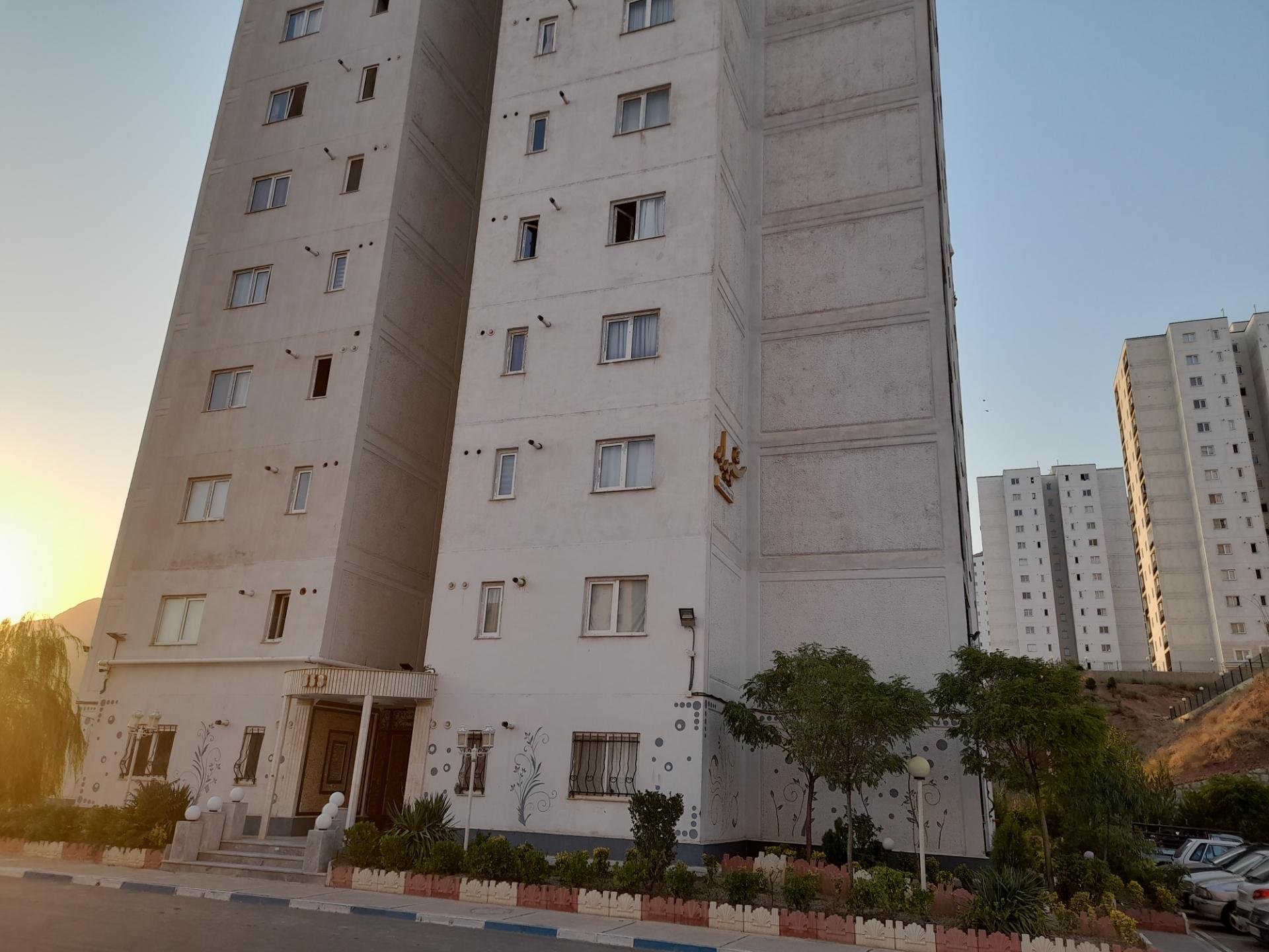 عکس بلوک ۵۸(سپیدار)