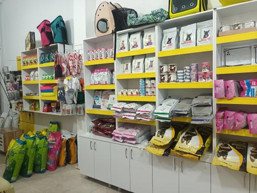 عکس داروخانه و پت شاپ دکتر خادم