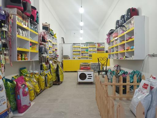 عکس داروخانه و پت شاپ دکتر خادم