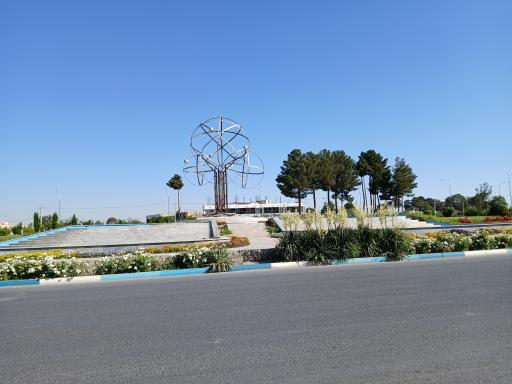 عکس میدان شهدای هسته‌ای (سه راه پینارت)