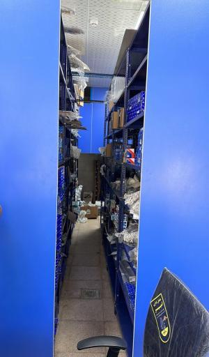 عکس فروشگاه لوازم یدکی ایساکو نظری کد ۴۱۰۱۱۴۲