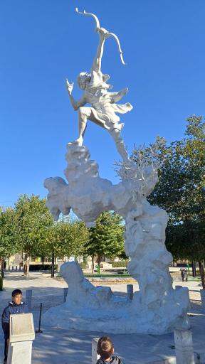 عکس حوض نیلوفر 