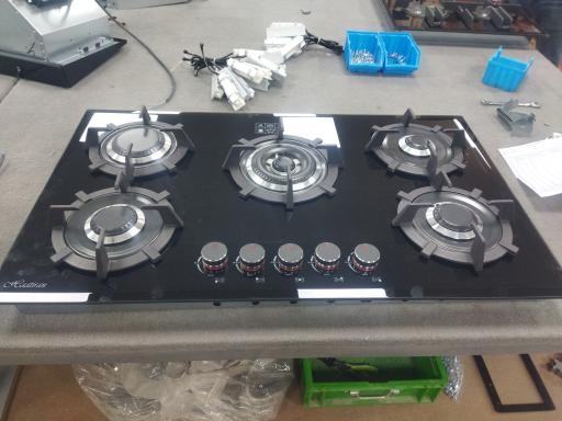 عکس تعمیر هود واجاق گاز