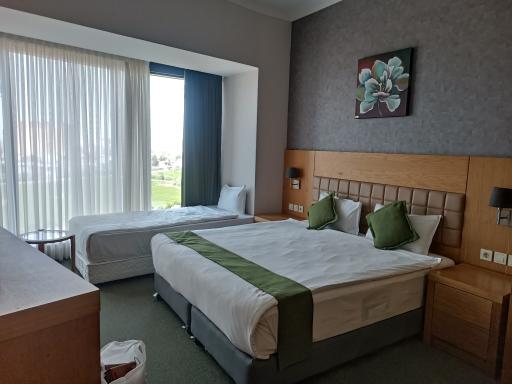 عکس هتل پنج ستاره میزبان