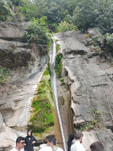 آبشار مصنوعی پارک سایه