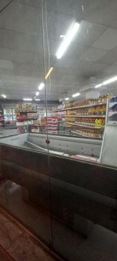 عکس فروشگاه زنجیره ای وین مارکت