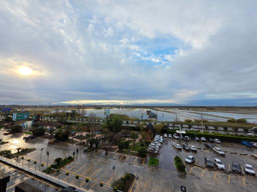 عکس هتل پنج ستاره میزبان