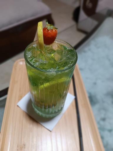 عکس کافه تایم پلاس