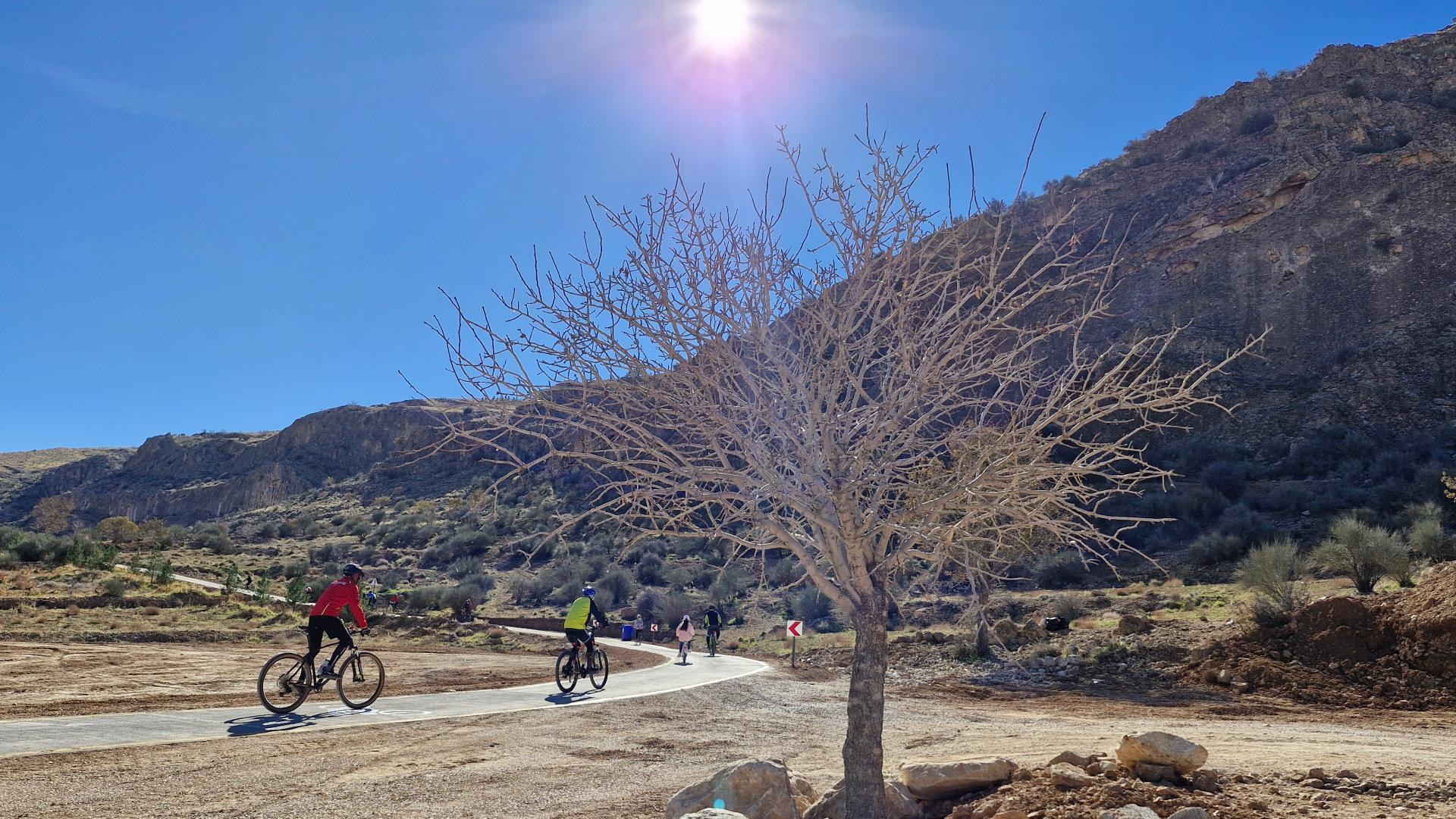 عکس مسیر دوچرخه سواری کوهستان