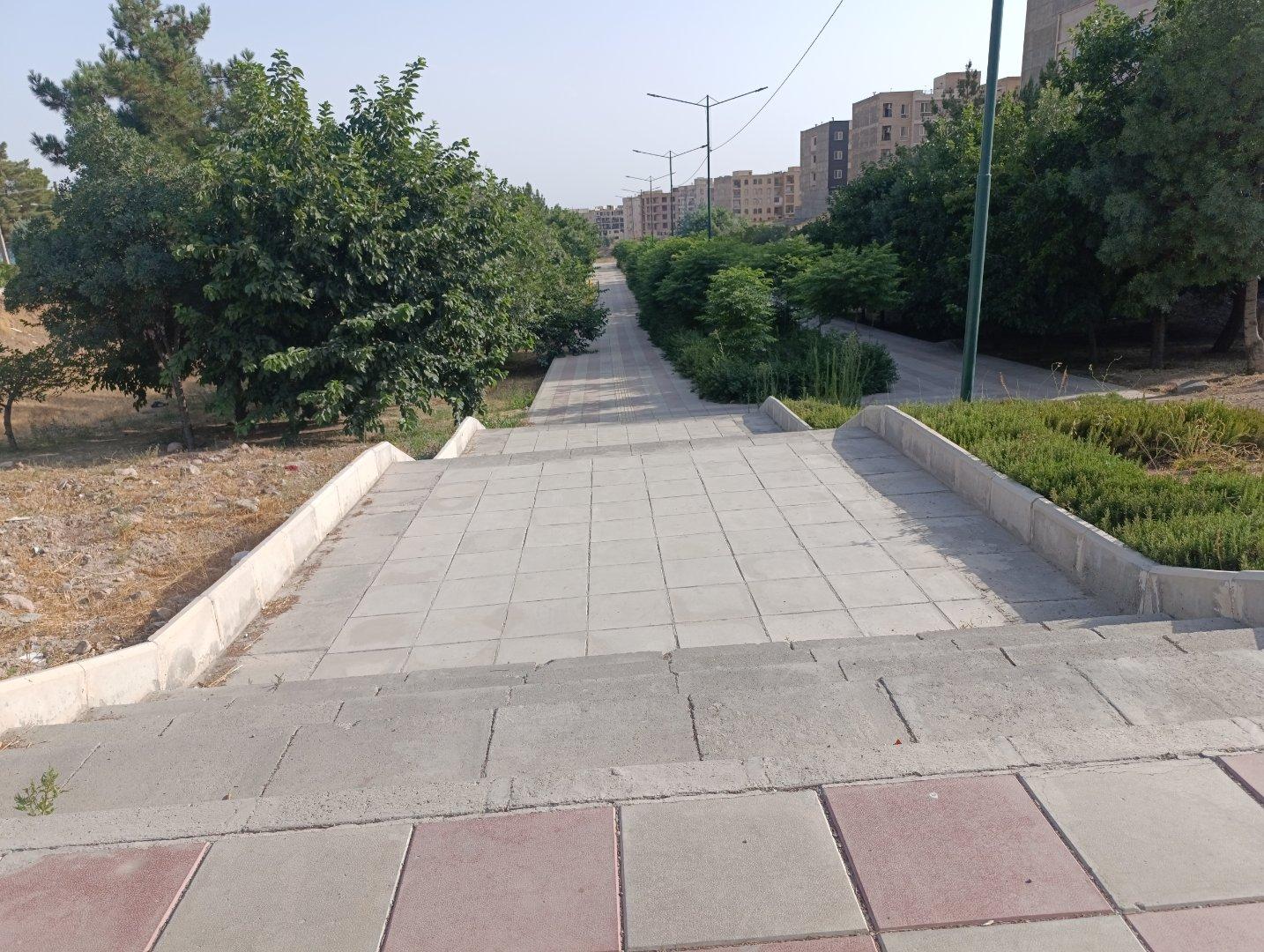 عکس بوستان سروناز