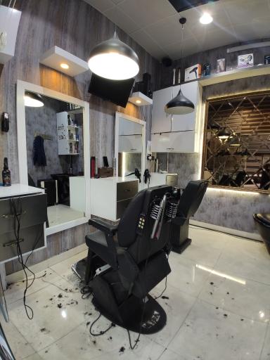 عکس آرایشکده فرست کلاس