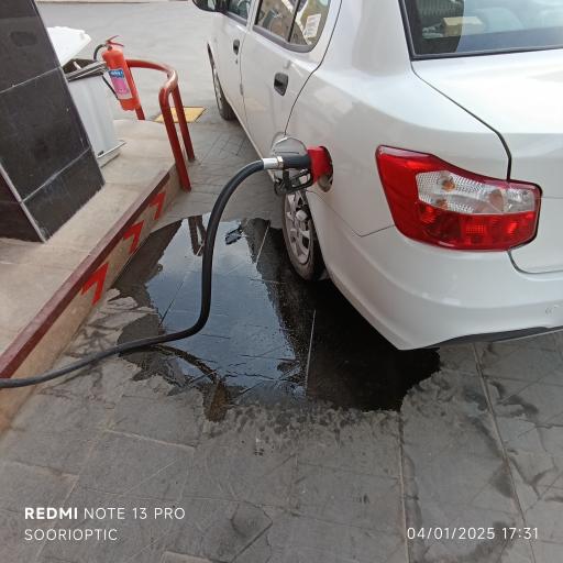 عکس پمپ بنزین کمال محمدپور