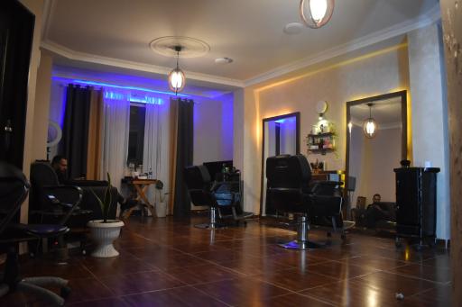 عکس سالن پیرایش مردانه 8