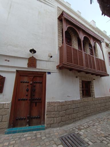 عکس کافه حاج رئیس