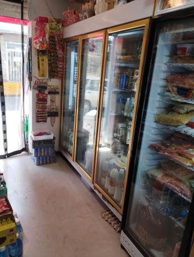 عکس سوپرمارکت شعبانی