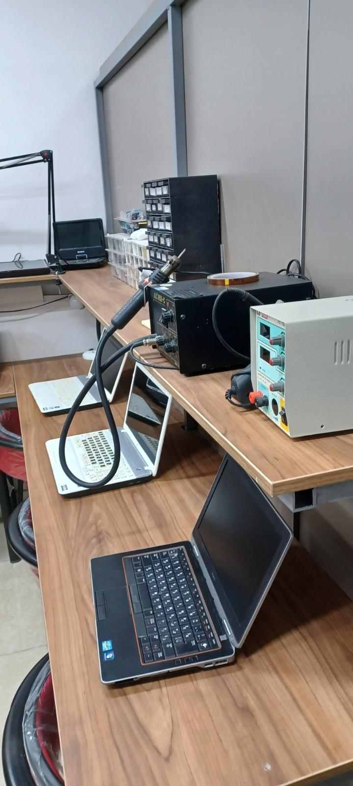 عکس آموزشگاه کامپیوتر و رباتیک آرسیا