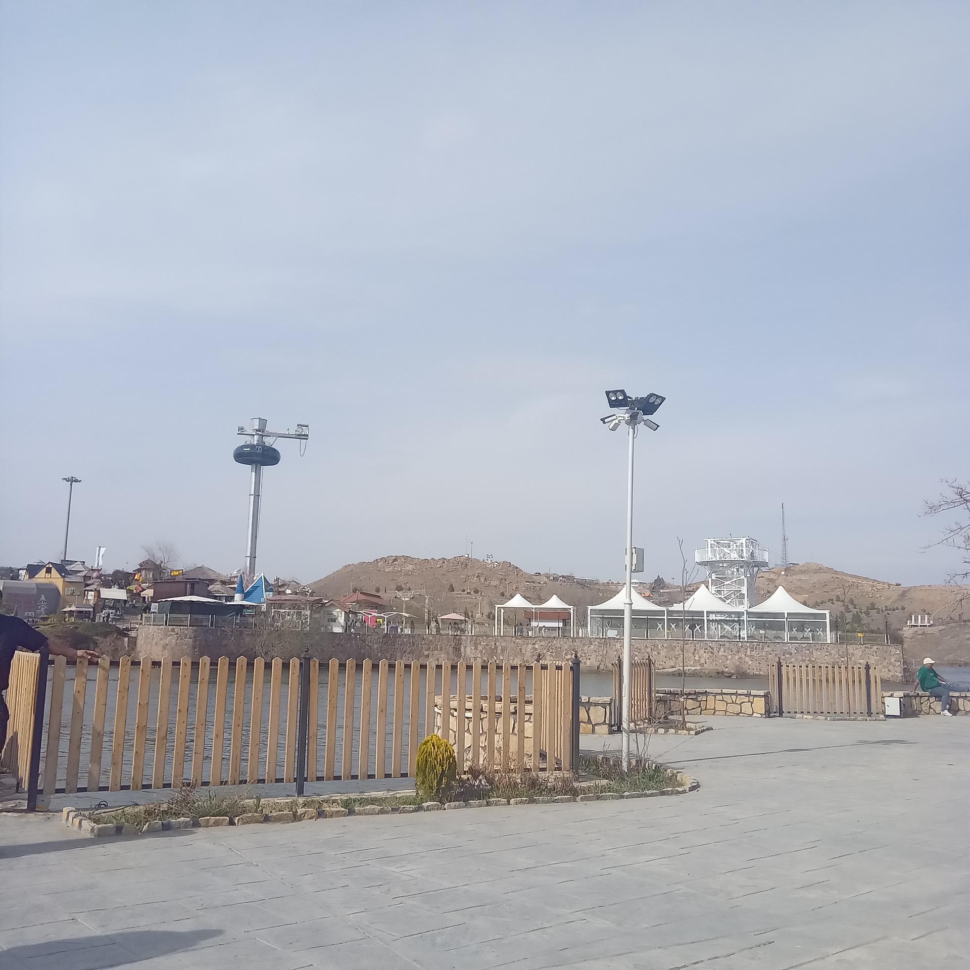 عکس کافی‌شاپ VIP چالیدره