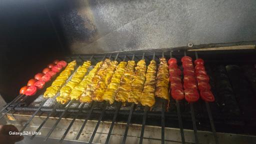 عکس رستوران و سوییت گل گندم