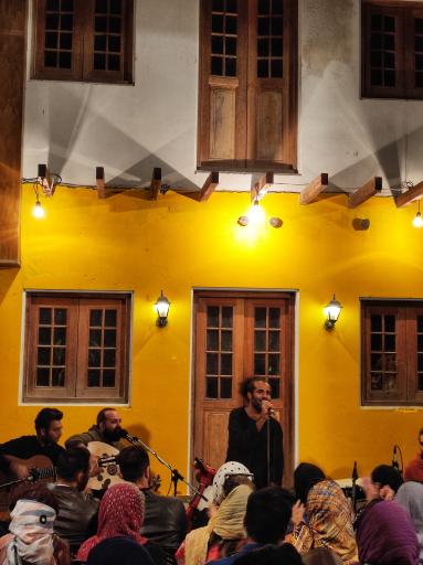 عکس کافه حاج رئیس