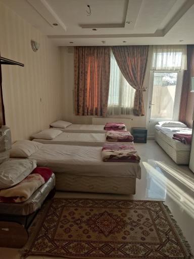 عکس هتل آپارتمان راهیان نور آسمان هشتم