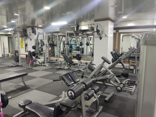 عکس آکادمی تناسب اندام فیت