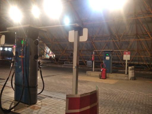 عکس جایگاه بنزین و CNG همای سعادت