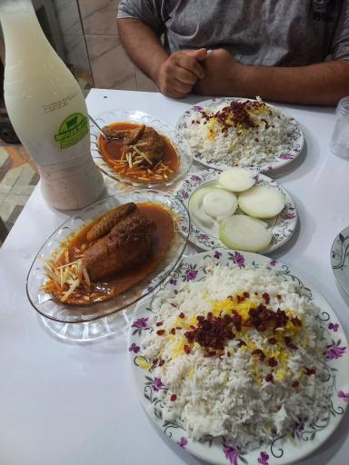 عکس غذای بیرون بر طاها 