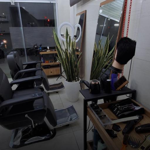 عکس پیرایش عسگری