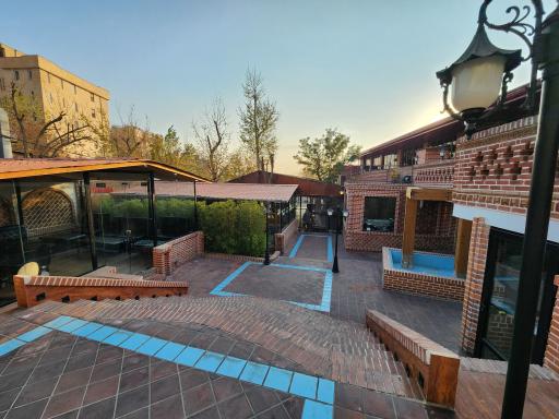 عکس کافه رستوران هناس