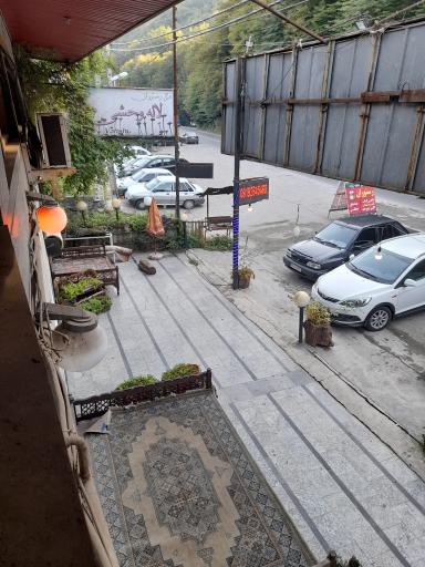 عکس هتل رستوران لاله وحشی