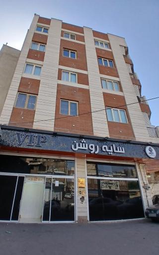 عکس آموزشگاه و آرایشگاه سایه روشن