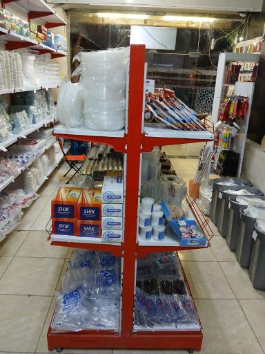 عکس ظروف یکبار مصرف و لوازم تولد صائب