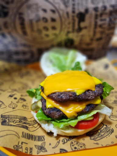 عکس خانه پیتزا