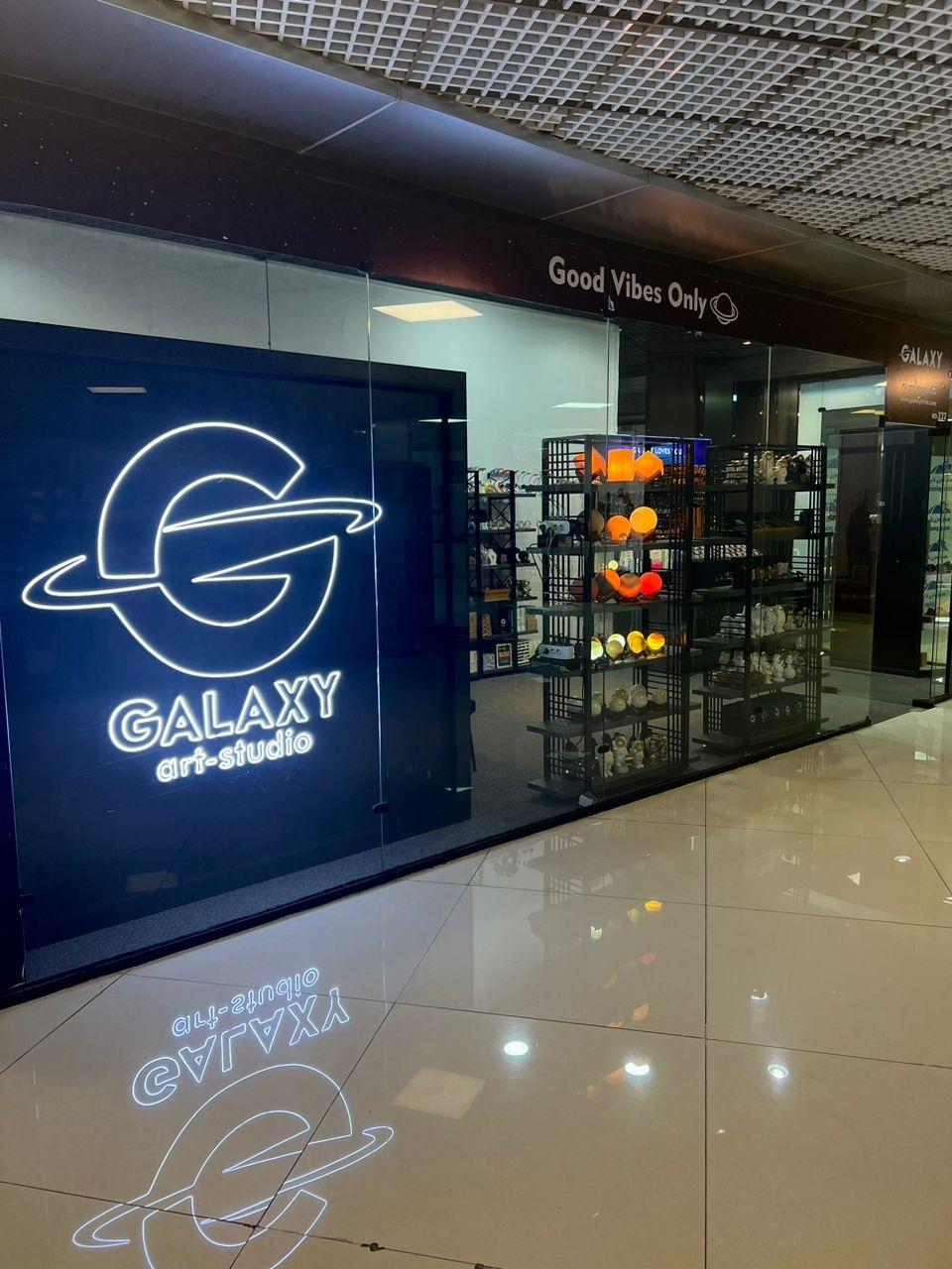 عکس فروشگاه گلکسی آرت