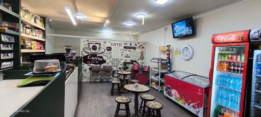 عکس کافه قهوه ترانزیت